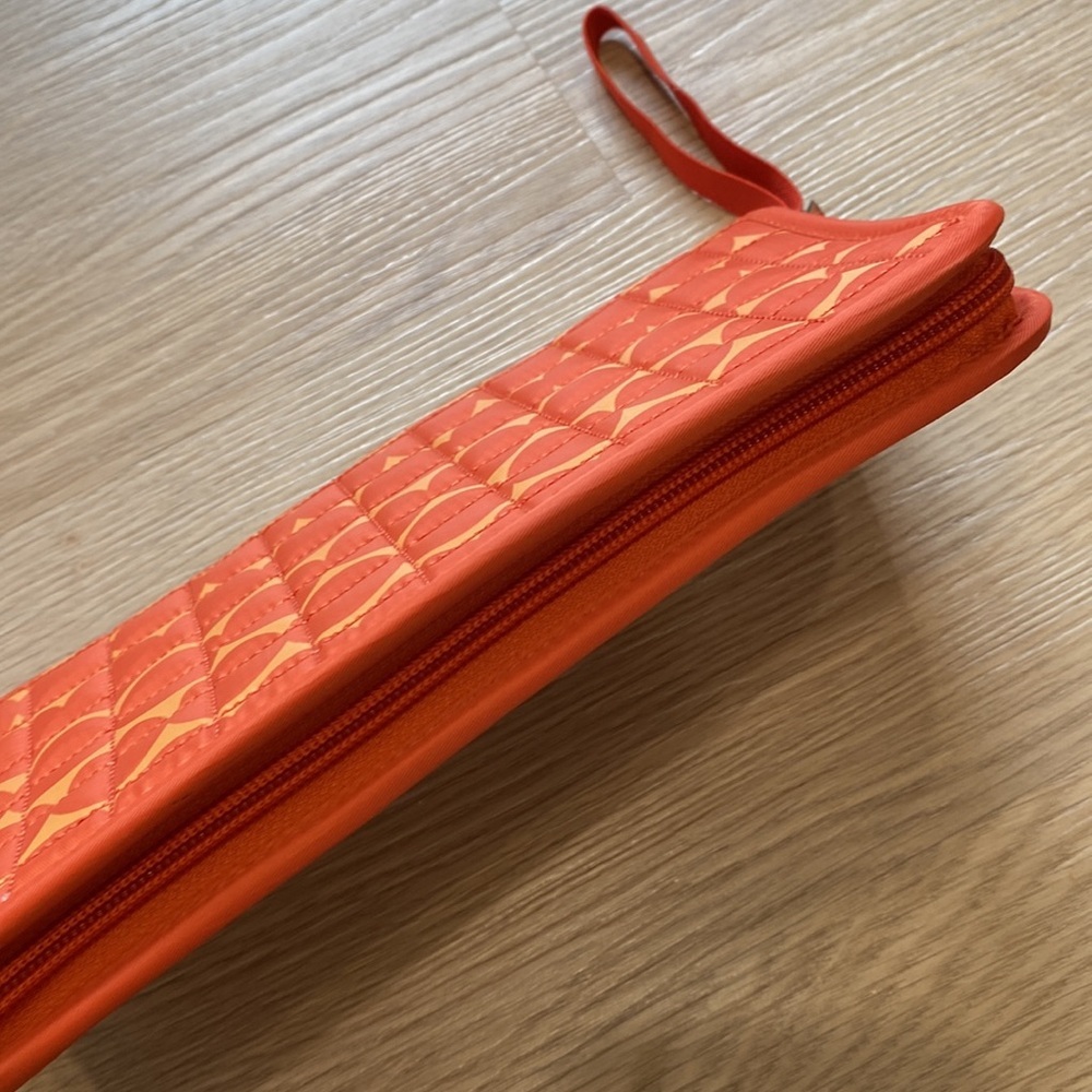 Lug Orange Travel Wallet - Picture 3 of 9